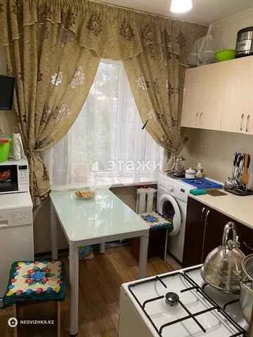 3-комнатная квартира, этаж 4 из 5, 56 м²