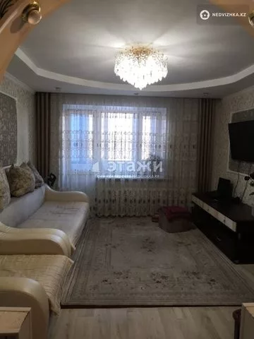 3-комнатная квартира, этаж 4 из 5, 60 м²