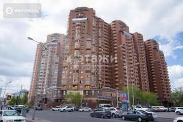 2-комнатная квартира, этаж 7 из 23, 61 м²