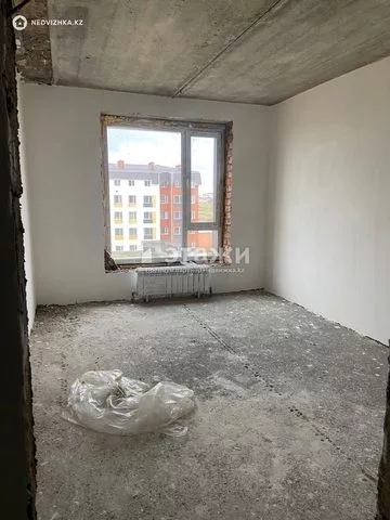 1-комнатная квартира, этаж 3 из 4, 39 м²