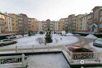 4-комнатная квартира, этаж 3 из 5, 177 м²