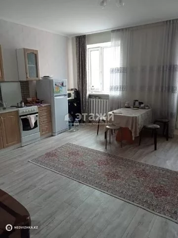 2-комнатная квартира, этаж 3 из 5, 58 м²