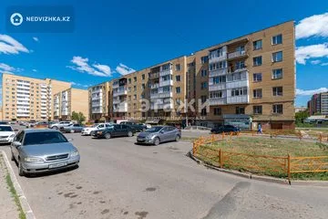 1-комнатная квартира, этаж 3 из 5, 38 м²