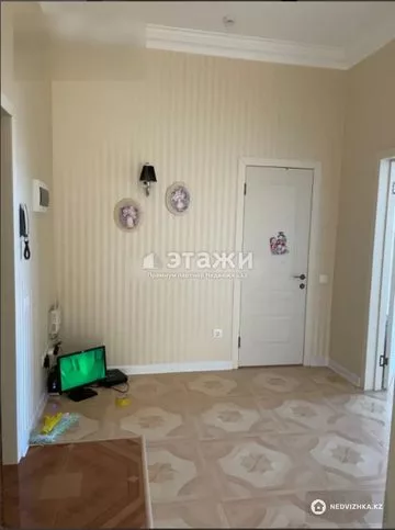 3-комнатная квартира, этаж 13 из 15, 103 м²