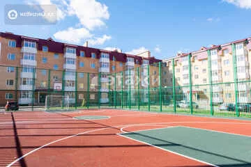 2-комнатная квартира, этаж 4 из 5, 57 м²