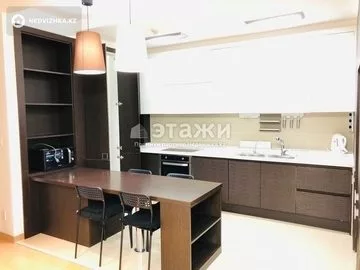 3-комнатная квартира, этаж 4 из 27, 98 м²