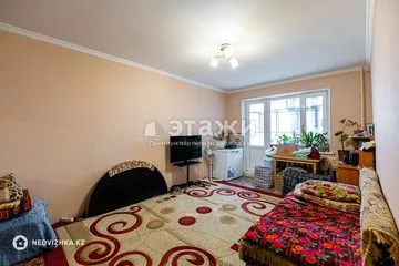 1-комнатная квартира, этаж 4 из 5, 35 м²