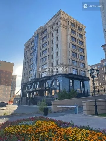 2-комнатная квартира, этаж 3 из 9, 113 м²