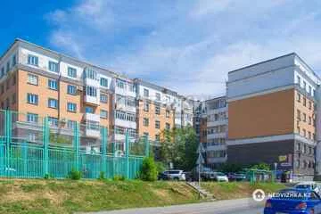 3-комнатная квартира, этаж 3 из 5, 82 м²