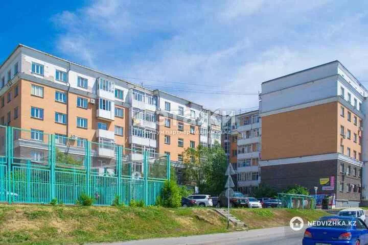 81.8 м², 3-комнатная квартира, этаж 3 из 5, 82 м², изображение - 1