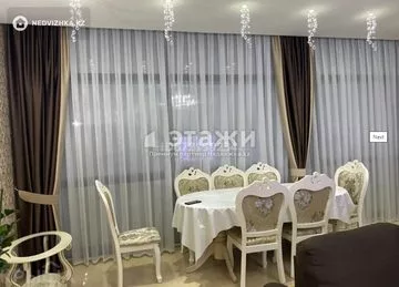 4-комнатная квартира, этаж 9 из 10, 150 м²
