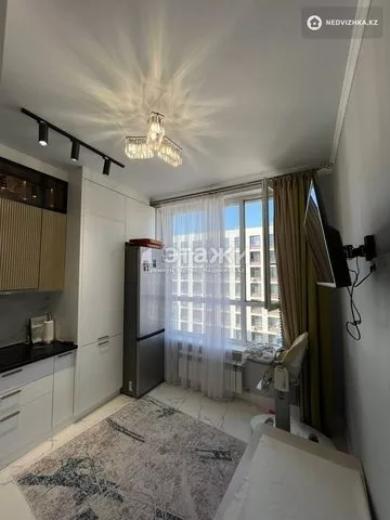 3-комнатная квартира, этаж 10 из 12, 84 м²