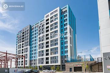 1-комнатная квартира, этаж 4 из 12, 36 м²
