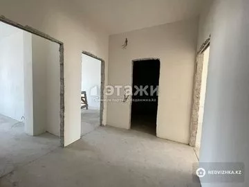 4-комнатная квартира, этаж 8 из 9, 142 м²