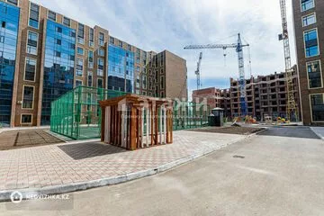 2-комнатная квартира, этаж 12 из 17, 52 м²