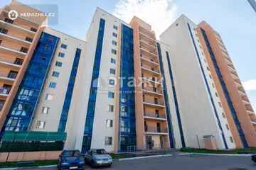 2-комнатная квартира, этаж 9 из 10, 72 м²