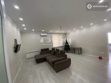 3-комнатная квартира, этаж 11 из 14, 96 м²