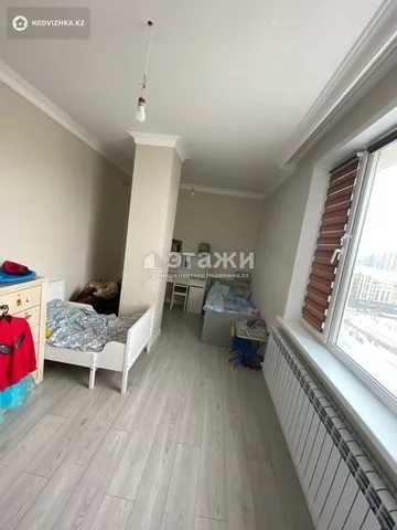 3-комнатная квартира, этаж 11 из 14, 96 м²