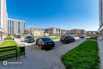 1-комнатная квартира, этаж 11 из 12, 49 м²