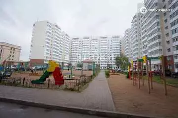 2-комнатная квартира, этаж 9 из 12, 74 м²