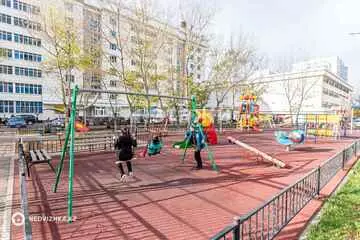 2-комнатная квартира, этаж 1 из 12, 73 м²