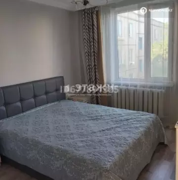 2-комнатная квартира, этаж 4 из 5, 46 м²