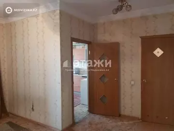 1-комнатная квартира, этаж 3 из 18, 34 м²