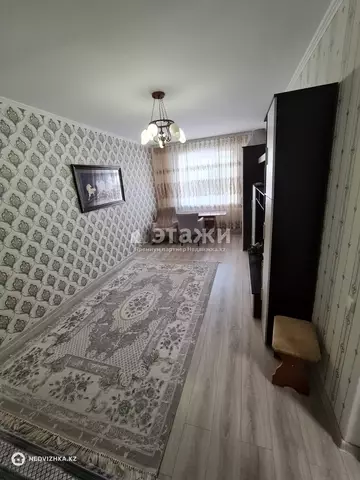 2-комнатная квартира, этаж 2 из 5, 71 м²