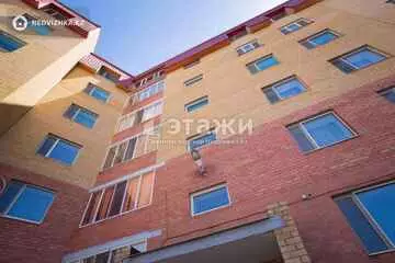 2-комнатная квартира, этаж 4 из 5, 58 м²