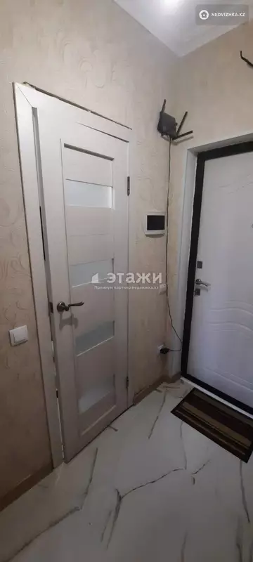 1-комнатная квартира, этаж 1 из 9, 38 м²