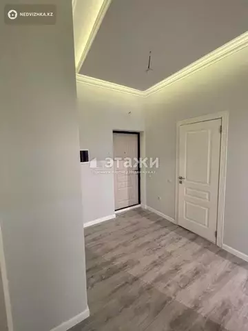 57 м², 2-комнатная квартира, этаж 4 из 10, 57 м², изображение - 3