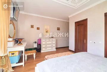 128.3 м², 4-комнатная квартира, этаж 4 из 5, 128 м², изображение - 9