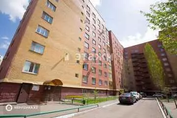 1-комнатная квартира, этаж 1 из 9, 29 м²