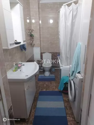 2-комнатная квартира, этаж 9 из 9, 71 м²