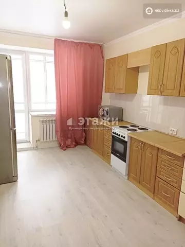 2-комнатная квартира, этаж 3 из 8, 62 м²