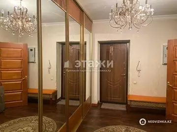 300 м², 7-комнатная квартира, этаж 1 из 12, 300 м², изображение - 1