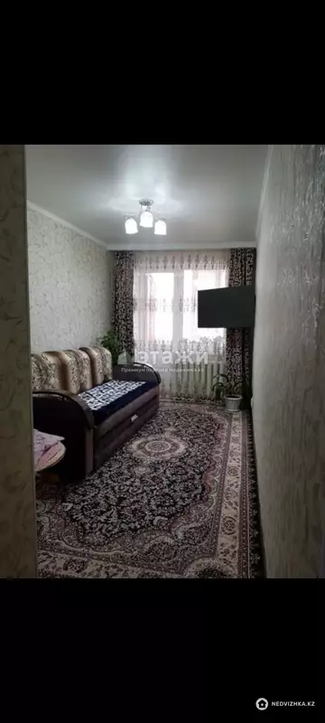 2-комнатная квартира, этаж 3 из 5, 42 м²