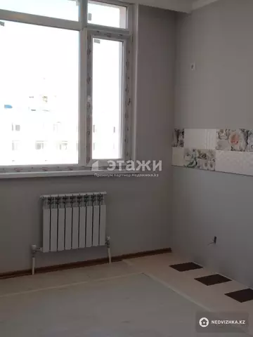 1-комнатная квартира, этаж 8 из 9, 32 м²