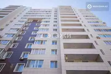 1-комнатная квартира, этаж 4 из 16, 25 м²