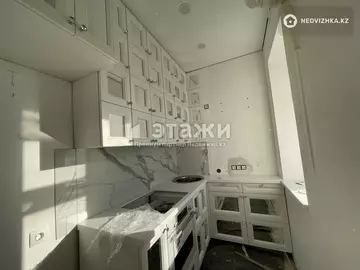 1-комнатная квартира, этаж 4 из 6, 74 м²