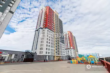 3-комнатная квартира, этаж 9 из 21, 74 м²