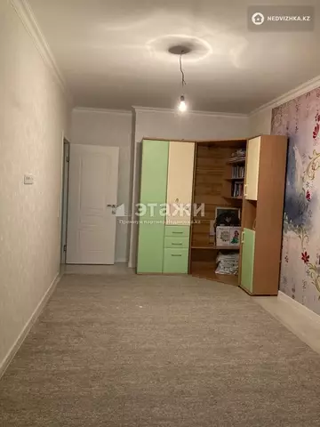 3-комнатная квартира, этаж 2 из 9, 87 м²