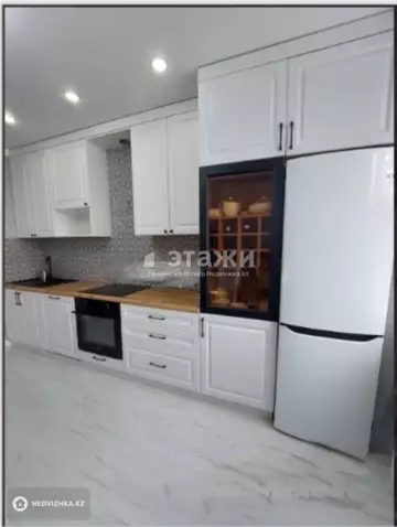 2-комнатная квартира, этаж 8 из 9, 57 м²