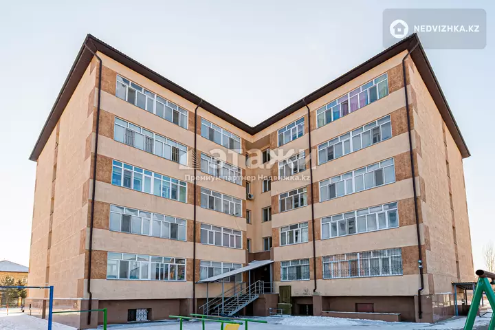 58.2 м², 1-комнатная квартира, этаж 4 из 5, 58 м², изображение - 1