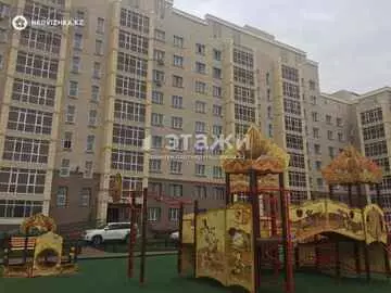 2-комнатная квартира, этаж 4 из 10, 70 м²