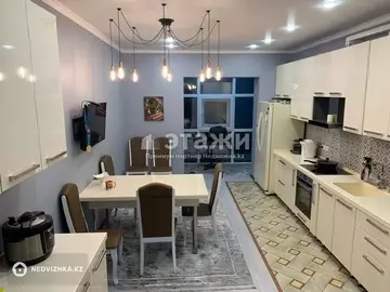 5-комнатная квартира, этаж 36 из 37, 292 м²