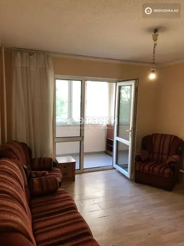 4-комнатная квартира, этаж 3 из 9, 112 м²