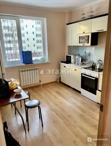 2-комнатная квартира, этаж 4 из 9, 63 м²