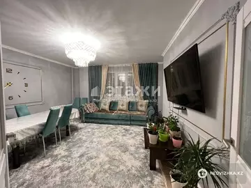 3-комнатная квартира, этаж 8 из 12, 84 м²