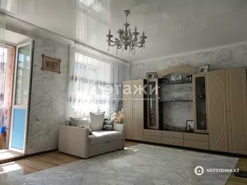 2-комнатная квартира, этаж 1 из 5, 63 м²